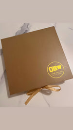 Load image into Gallery viewer, Olew Reusable Gift Box
